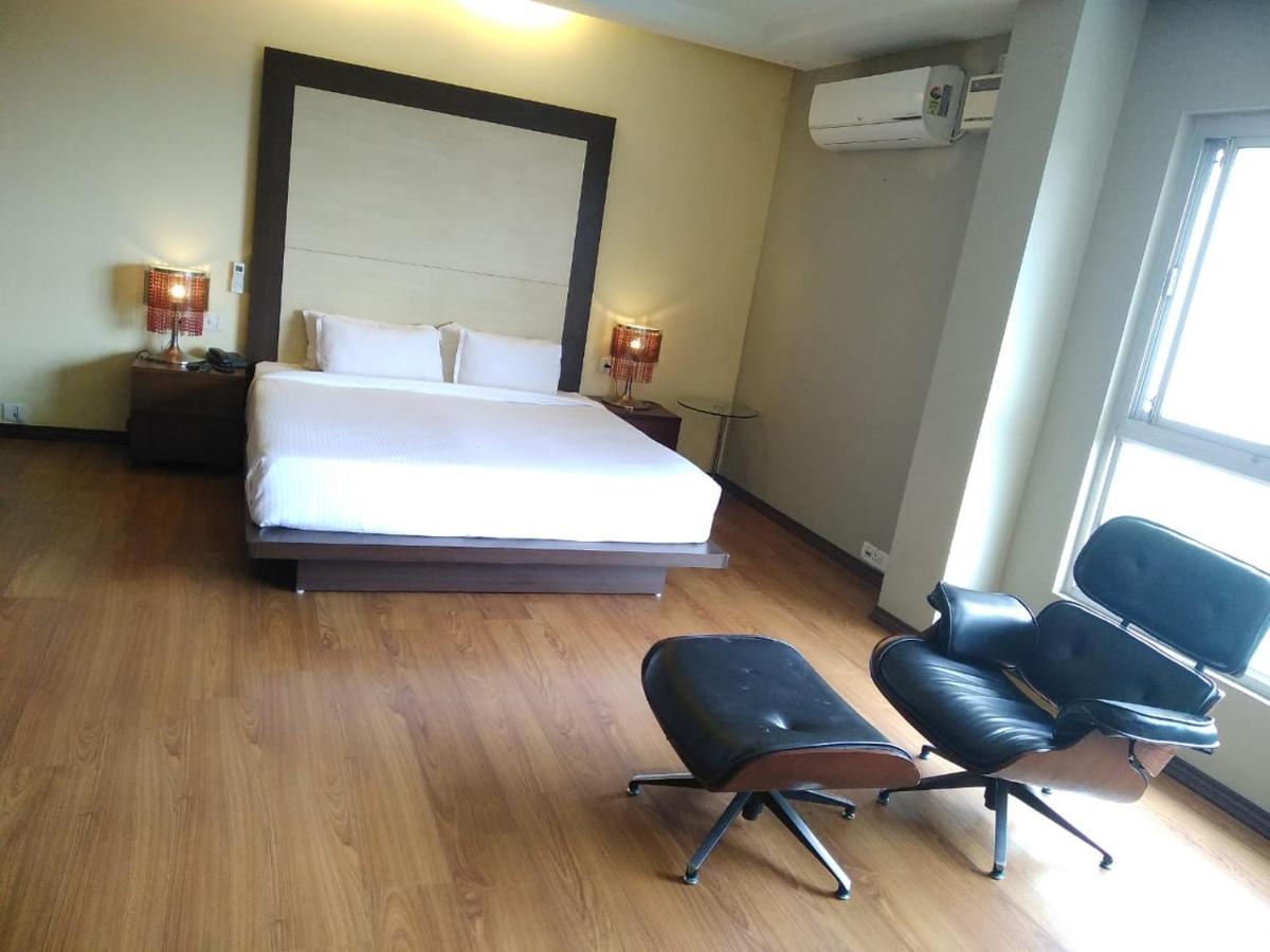 Jorhāt Hotel Md'S Continental מראה חיצוני תמונה